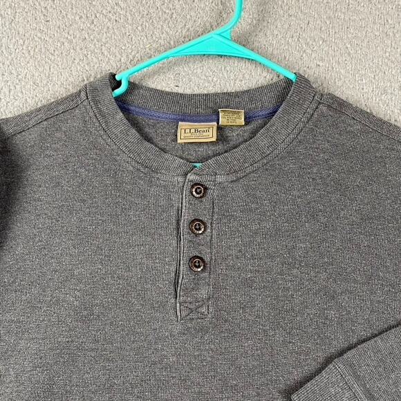 L.L. Bean Men's Large Unshrinkable Mini-Waffle Henley, Long-Sleeve Gray - Picture 3 of 7